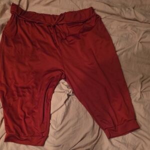 Women's Red Capris